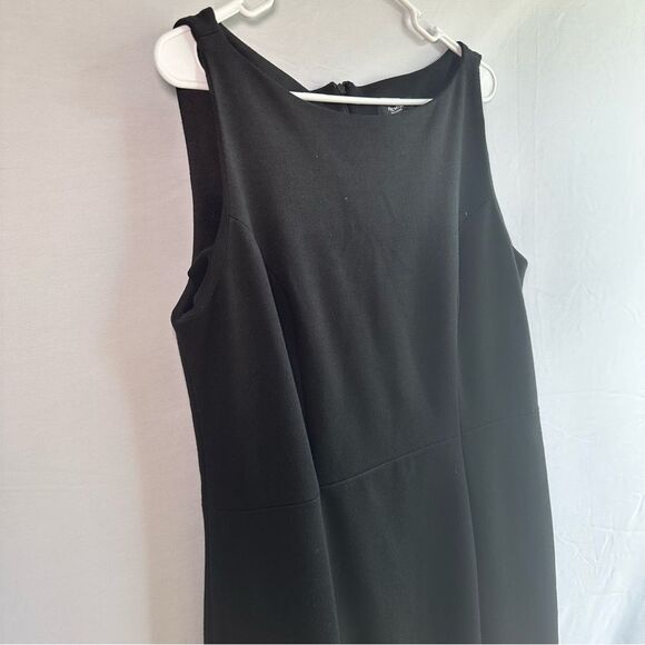 Premise Black Sleeveless Scoop Neck Midi Dress - Picture 5 of 5